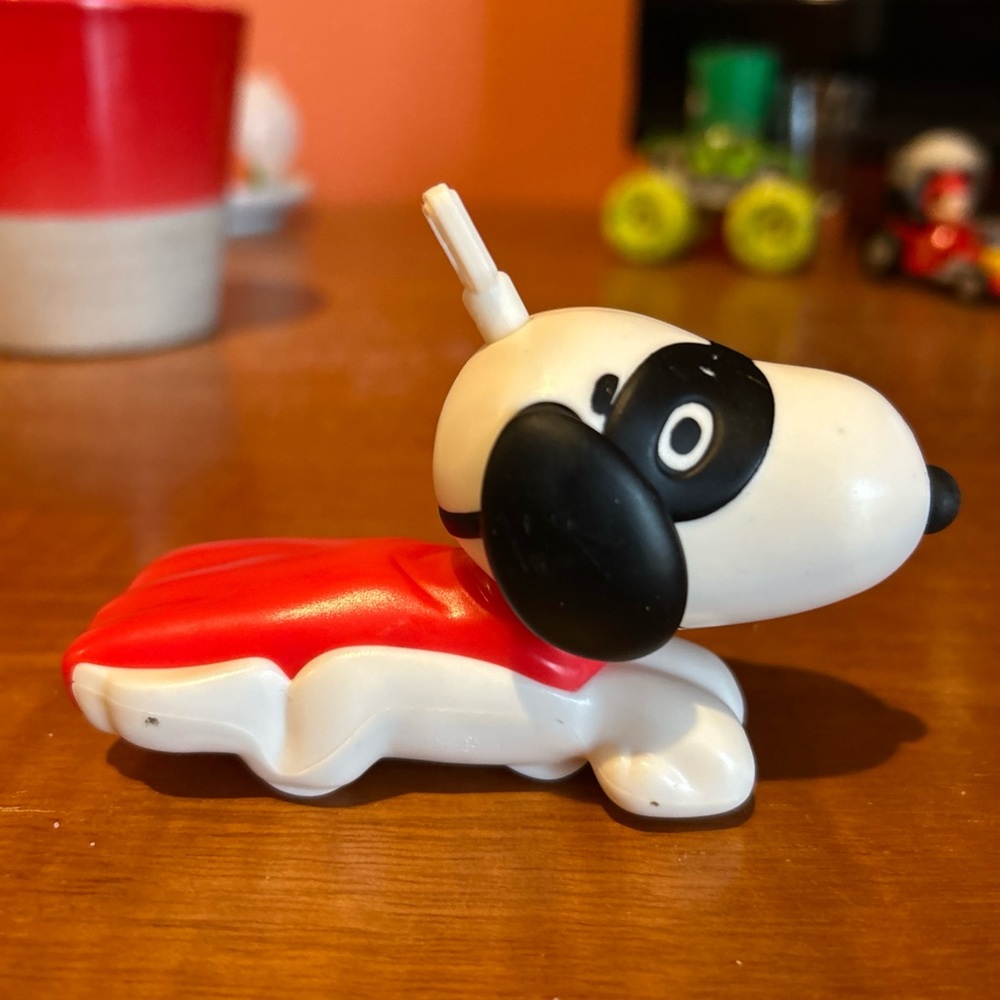 SNOOPY Peanuts Red and White Superhero Dog Toy Christmas Holiday Or